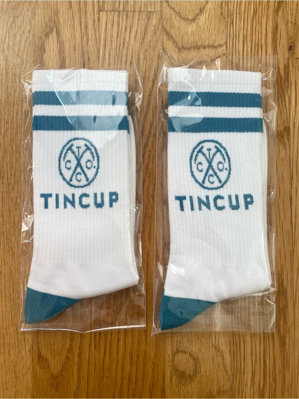 NWOT Unisex Pair of Two Tincup White & Teal Athletic Crew Socks